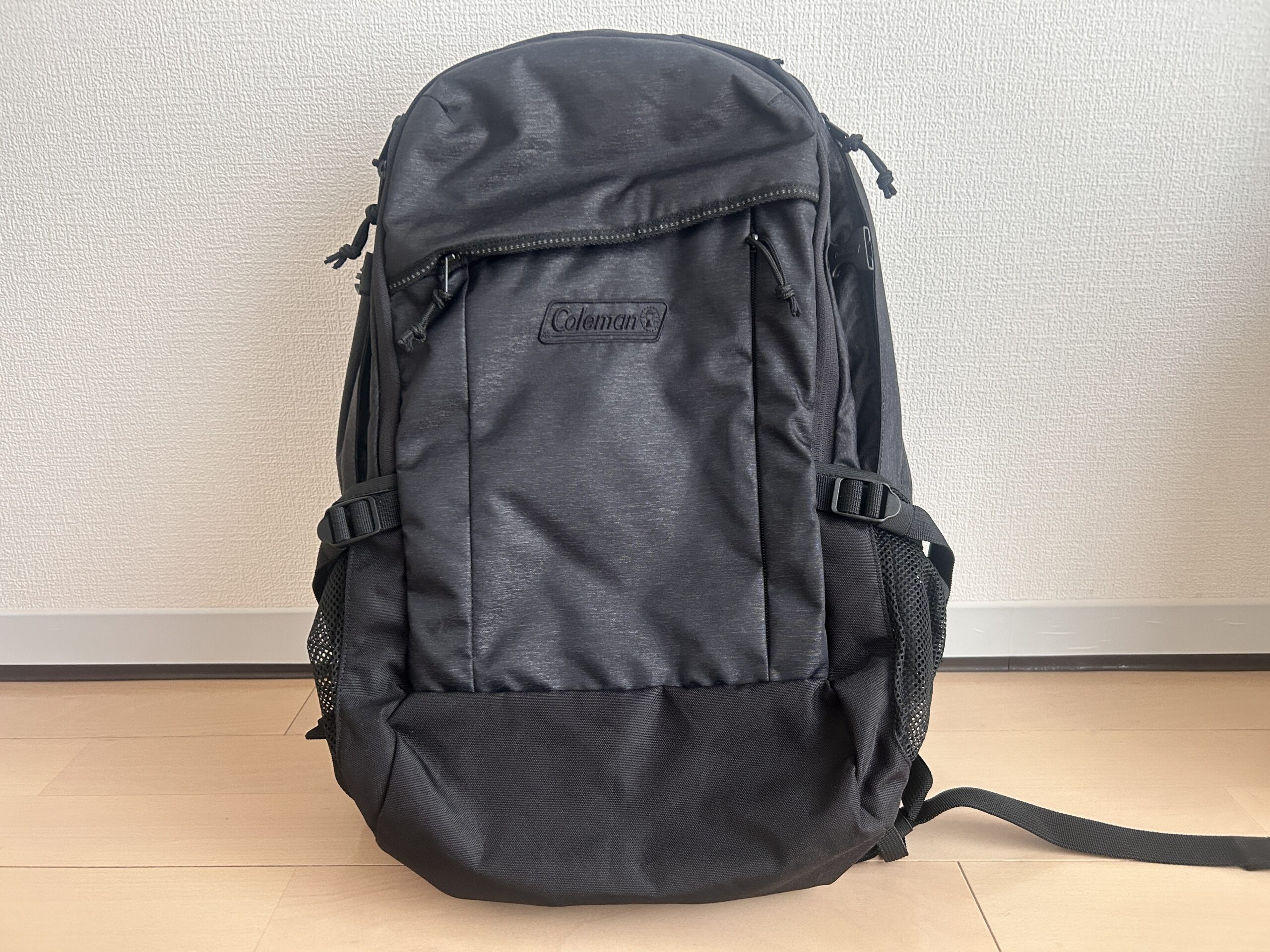 コールマン ウォーカー33（黒）正面